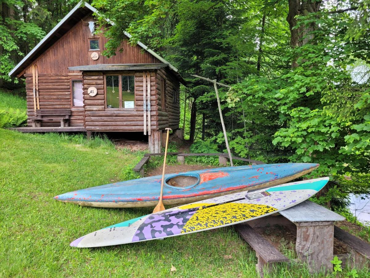Srub Na Svahu Sjezdovky V Radvanicich Radvanice  Exterior foto
